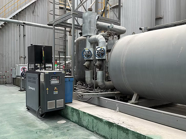 導(dǎo)熱油電加熱器油爐