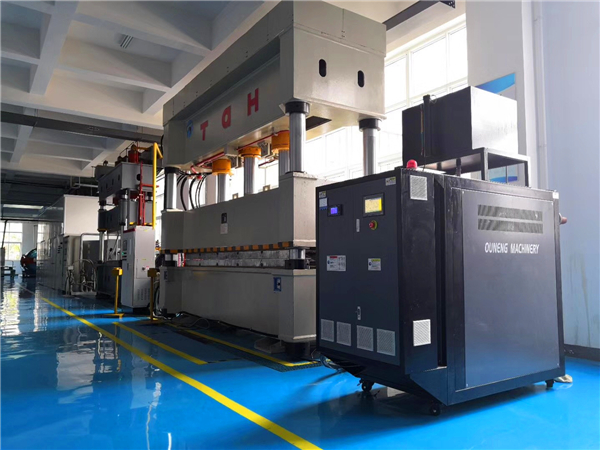 模溫機(jī)應(yīng)用行業(yè)主要有哪些？「歐能機(jī)械」行業(yè)案例介紹