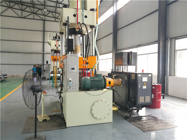 模溫機的油箱有什么作用？歐能機械為您分享