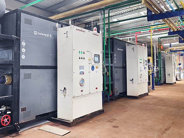 有機(jī)熱載體爐上液面計(jì)應(yīng)采用什么液位計(jì)？