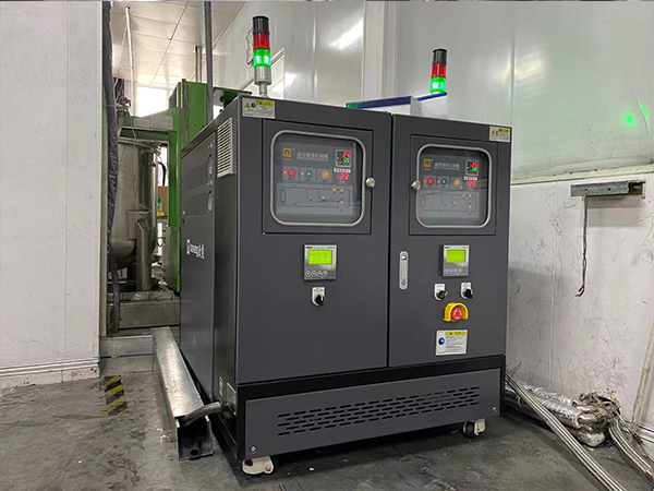 溫控技術(shù)助力鋰電行業(yè)，鋰電混和油溫機(jī)在攪拌釜控溫中的應(yīng)用