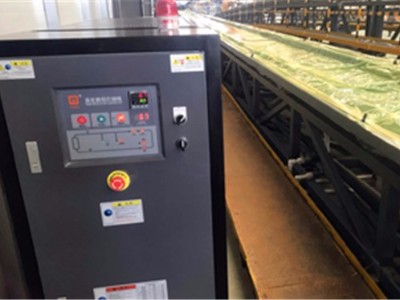 風(fēng)電葉片模具溫度控制機(jī)，「歐能機(jī)械」自適應(yīng)模糊PID控制系統(tǒng)