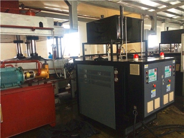 高溫油溫機(jī)在汽車吸塑件上的應(yīng)用「歐能機(jī)械」值得擁有