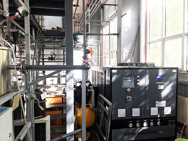 實驗室冷熱一體機高精度控溫，助力科研突破