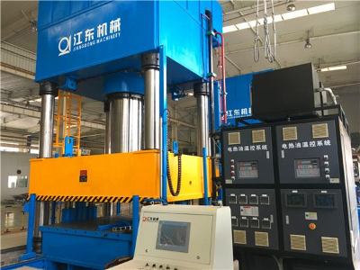 復(fù)合材料槳葉模壓控溫選擇什么溫控設(shè)備？