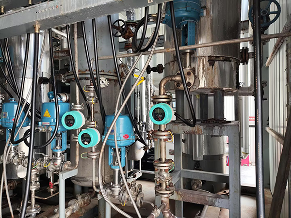 電加熱防爆導(dǎo)熱油爐