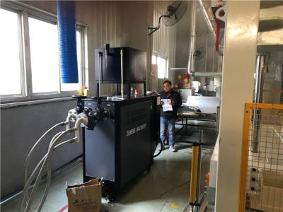 電加熱導(dǎo)熱油爐價(jià)格差距大，如何選擇性?xún)r(jià)比高的導(dǎo)熱油爐