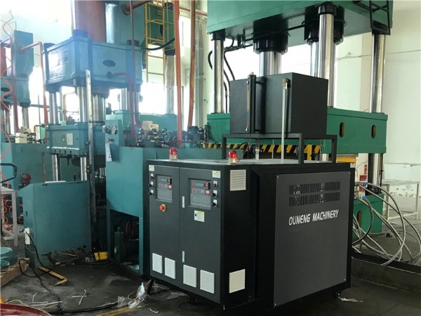 高溫油溫機(jī)該如何保養(yǎng)？「歐能機(jī)械」告訴您方法