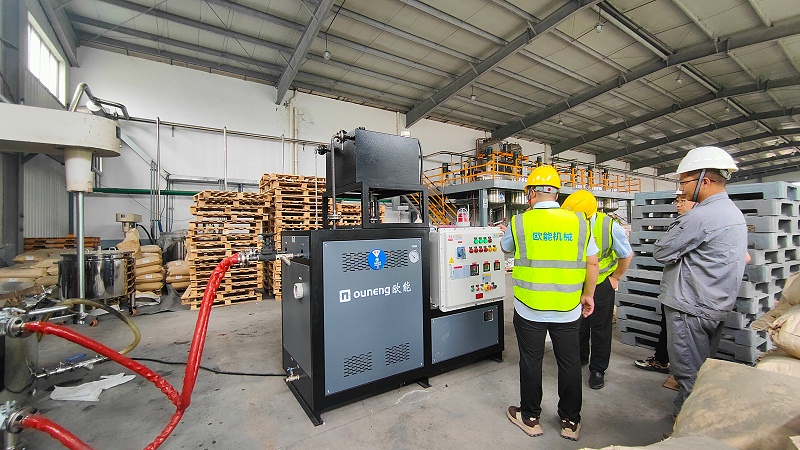 化工防爆模溫機安裝防爆電控柜，解決散熱問題