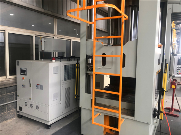 新能源行業(yè)電機(jī)、泵測試控溫選擇冷熱一體機(jī)，歐能案例分享