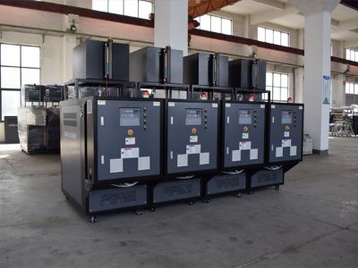 模溫機(jī)廠家如何選擇，選擇模溫機(jī)廠家從2方面對(duì)比