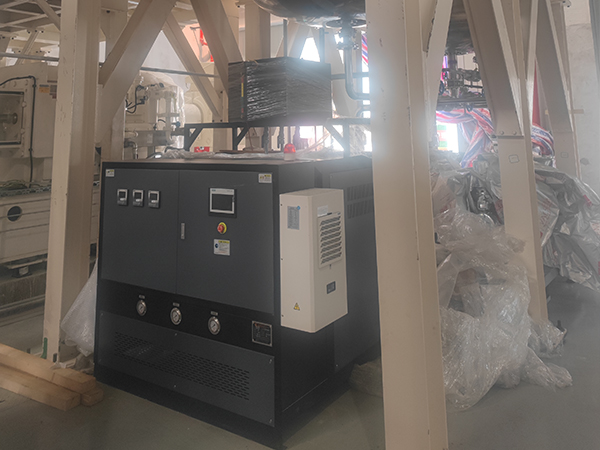 鋰電隔膜模溫機(jī)，提升鋰離子電池生產(chǎn)效率