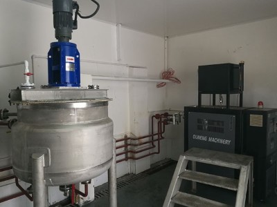 反應(yīng)釜如何保持恒溫控制？「歐能機(jī)械」為您提供加熱、冷卻解決方案