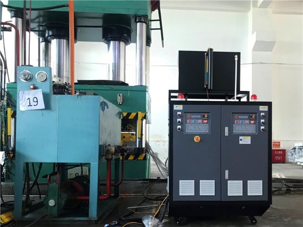 有單相電油溫機(jī)嗎？三相電和單相電有什么區(qū)別？