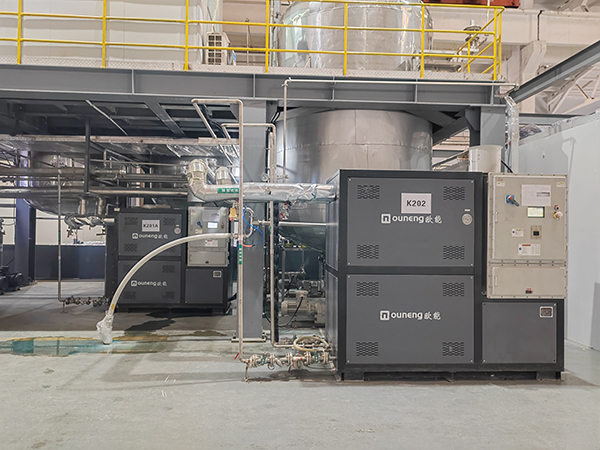 如何確保反應(yīng)釜精準(zhǔn)控溫？用高溫防爆模溫機(jī)